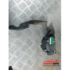 Педал за газ за Audi A8 D3 4.2 TDI Педал за газ за Audi A8 D3 4.2 TDI