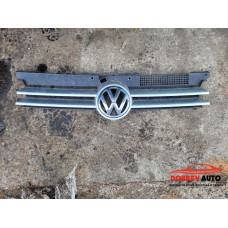 Предна решетка за VW Golf MK4 Предна решетка за VW Golf MK4