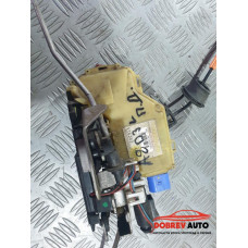 Брава (предна дясна - Keyless) за Audi A8 D3 4.2 FSI Long Брава (предна дясна - Keyless) за Audi A8 D3 4.2 FSI Long