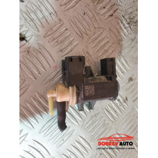 Вакуум клапан (2) за Audi A5 8T 2.0 TDI Вакуум клапан (2) за Audi A5 8T 2.0 TDI