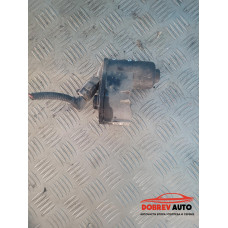 Моторче (ръчна спирачка) за VW Passat B7 Моторче (ръчна спирачка) за VW Passat B7