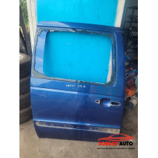 Врата (странична дясна) за Mercedes Vaneo W414 Врата (странична дясна) за Mercedes Vaneo W414