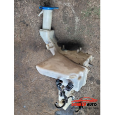 Казанче течност за чистачки за VW CC 2.0 TDI