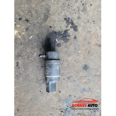 Помпичка течност за чистачки за VW CC 2.0 TDI Помпичка течност за чистачки за VW CC 2.0 TDI