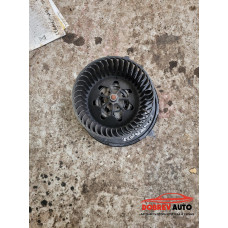 Моторче парно за VW Passat B7 1.6 TDI десен волан Моторче парно за VW Passat B7 1.6 TDI десен волан