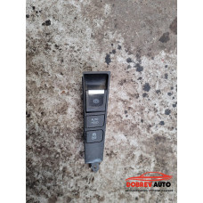 Копчета десни (до скоростен лост) за VW Passat B7 1.6 TDI