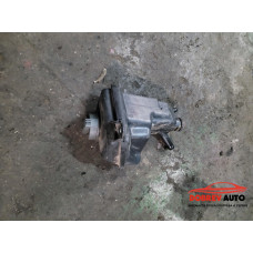 Казанче хидравлична течност за Audi A8 D3 4.2 FSI