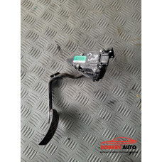 Педал за газ за Audi A8 D3 4.2 FSI Педал за газ за Audi A8 D3 4.2 FSI