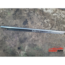 Водобранна лайсна (задна лява) за Audi A8 D3 4.2 FSI Водобранна лайсна (задна лява) за Audi A8 D3 4.2 FSI