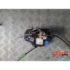 Брава (задна лява) за Audi A8 D3 4.2 FSI Брава (задна лява) за Audi A8 D3 4.2 FSI