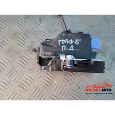 Брава (предна дясна) за VW Golf V 2.0 TDI 4 motion Брава (предна дясна) за VW Golf V 2.0 TDI 4 motion