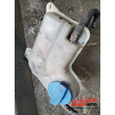 Казанче антифриз за Audi A4 B6 2.5 TDI Казанче антифриз за Audi A4 B6 2.5 TDI