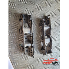 Държачи (предна броня) за VW Passat B6 2.0 TDI