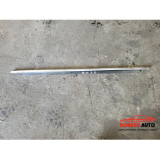 Водобранна лайсна (задна дясна) за Audi A6 C6 (4F) Водобранна лайсна (задна дясна) за Audi A6 C6 (4F)