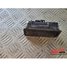 Бутон (заден капак) за BMW E90 седан Бутон (заден капак) за BMW E90 седан