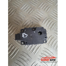 Моторче клапа парно (13) за Audi A8 D4 3.0 TDI