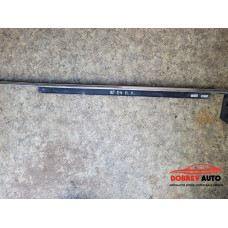 Водобранна лайсна (предна лява) за Audi A8 D4 3.0 TDI Водобранна лайсна (предна лява) за Audi A8 D4 3.0 TDI