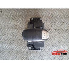 Скоростен лост (десен волан) за Audi A8 D4 3.0 TDI Скоростен лост (десен волан) за Audi A8 D4 3.0 TDI