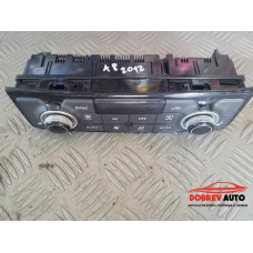 Управление климатроник за Audi A8 D4 3.0 TDI Управление климатроник за Audi A8 D4 3.0 TDI