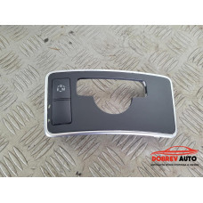 Интериорна лайсна подлакътник за Mercedes CLS W218