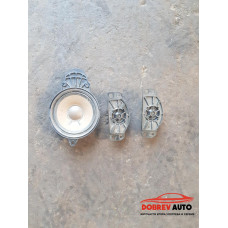 Тонколони (табло) за Audi A8 D4 Тонколони (табло) за Audi A8 D4