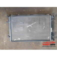 Воден радиатор за VW Golf MK5 1.6 FSI