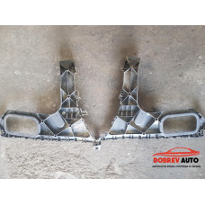 Държачи (задна броня) за Audi Q7 4L