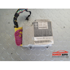 Airbag модул за VW Passat B6 2.0 TDI BKP Sedan Airbag модул за VW Passat B6 2.0 TDI BKP Sedan