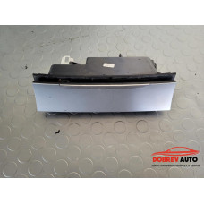 Пепелник (преден) за VW Passat B6 2.0 TDI BKP Sedan Пепелник (преден) за VW Passat B6 2.0 TDI BKP Sedan