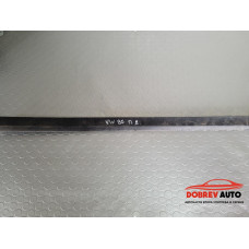 Външна лайсна (предна дясна - долна) за VW Passat B6 2.0 TDI BKP Sedan