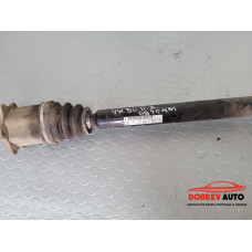 Полуоска (предна дясна - автоматик) за VW Passat B6 2.0 TDI BKP Sedan Полуоска (предна дясна - автоматик) за VW Passat B6 2.0 TDI BKP Sedan