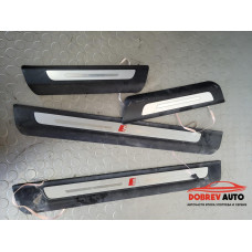 Интериорни прагове за Audi Q8 S-Line