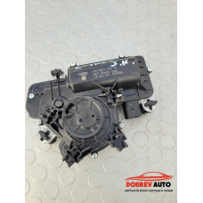 Моторче затваряне заден капак за Audi Q8 E-Tron Моторче затваряне заден капак за Audi Q8 E-Tron