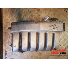 Всмукателен колектор (десен) за Audi A8 D4 6.3 FSI W12 Всмукателен колектор (десен) за Audi A8 D4 6.3 FSI W12