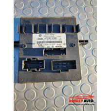 Преден комфорт модул за Audi RS6 4F  4F0 907 279 A