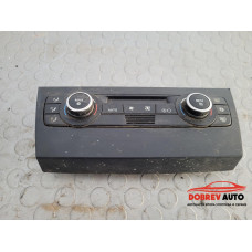 Управление климатроник за BMW E92 2.0D Управление климатроник за BMW E92 2.0D