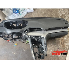 Арматурно табло за Peugeot 3008 Арматурно табло за Peugeot 3008