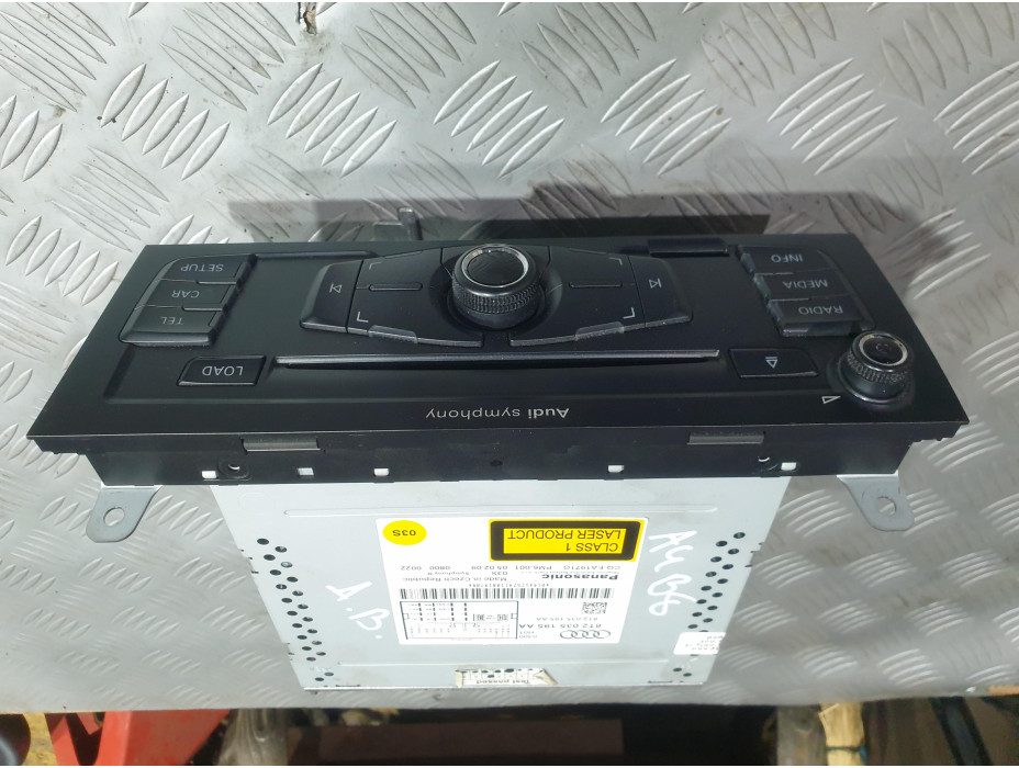 CD ченджър за Audi A4 B8