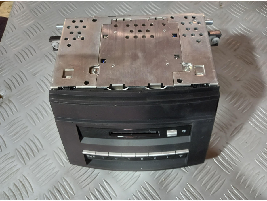 Comand модул - ченджър за Mercedes S Class W 221 Comand модул - ченджър за Mercedes S Class W 221