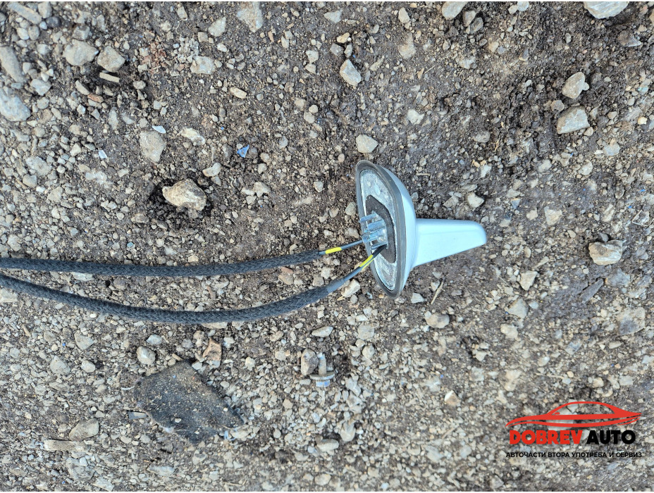 GPS антена за Mercedes CLS w219 GPS антена за Mercedes CLS w219