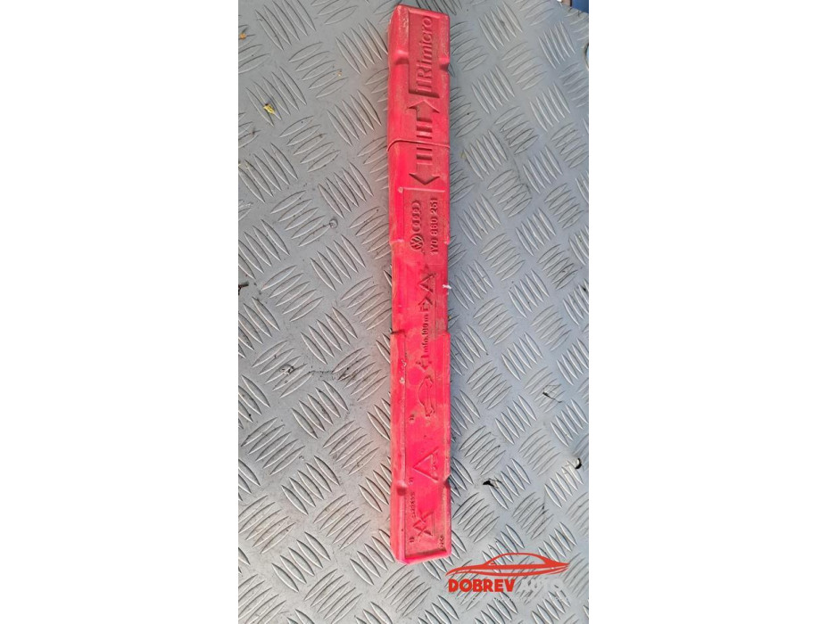 Авариен триъгълник за VW Touran 2.0 FSI