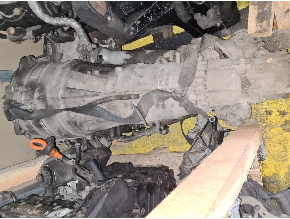 Автоматична скоростна кутия за Audi A8 D3 4.0 TDI Автоматична скоростна кутия за Audi A8 D3 4.0 TDI