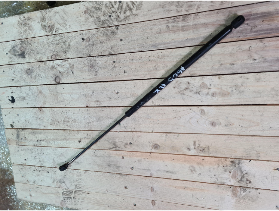 Амортисьор за преден капак за Ауди А6 Ц5 / Audi A6 C5