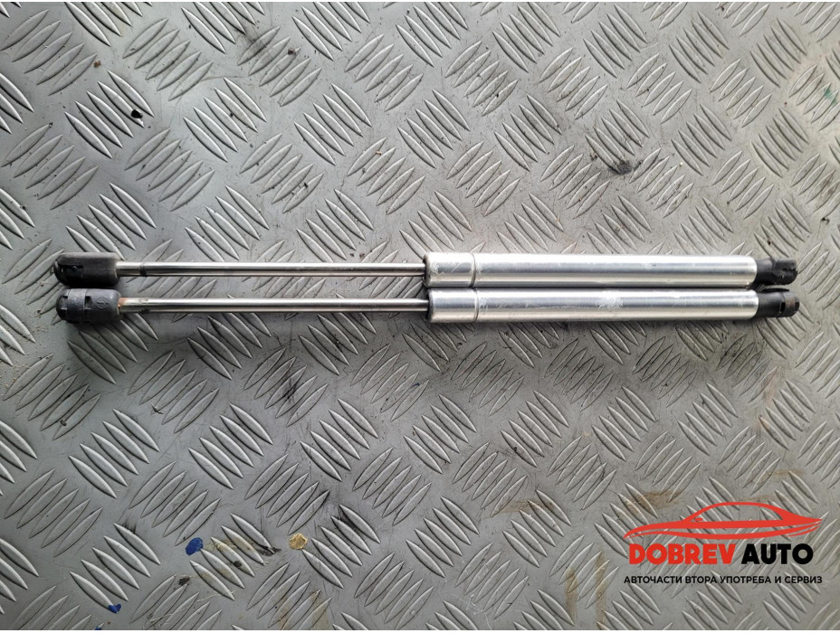 Амортисьор (заден капак) за Audi A8 D3 4.2 FSI