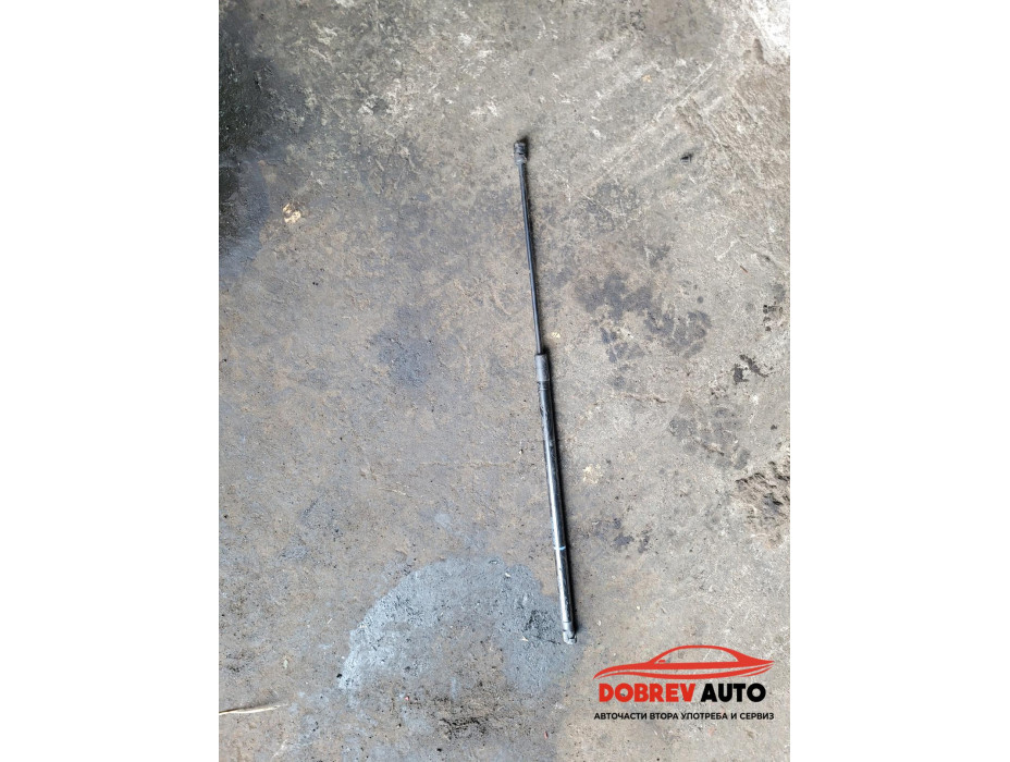 Амортисьор (преден капак) за VW CC 2.0 TDI