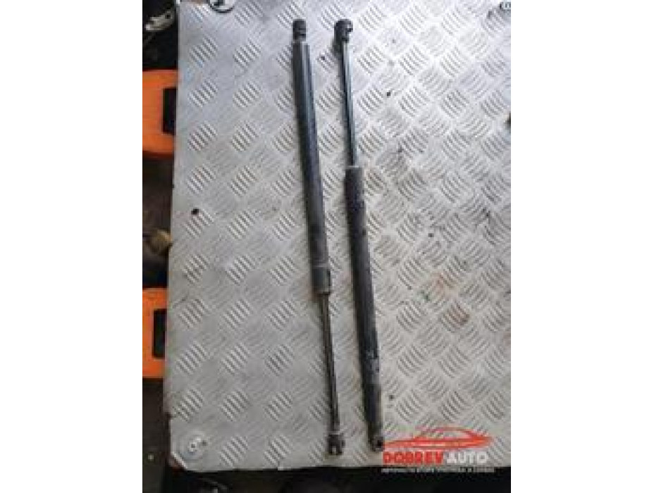 Амортисьори за преден капак за Mercedes ML 280 W164 Амортисьори за преден капак за Mercedes ML 280 W164