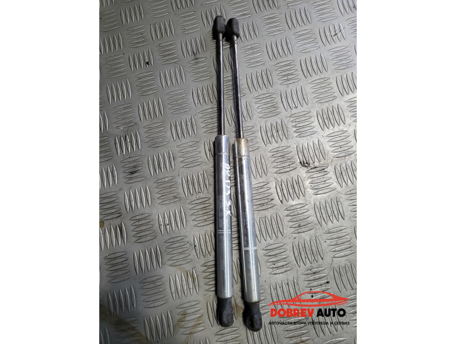 Амортисьори (заден капак) за Audi A8 D3 Амортисьори (заден капак) за Audi A8 D3