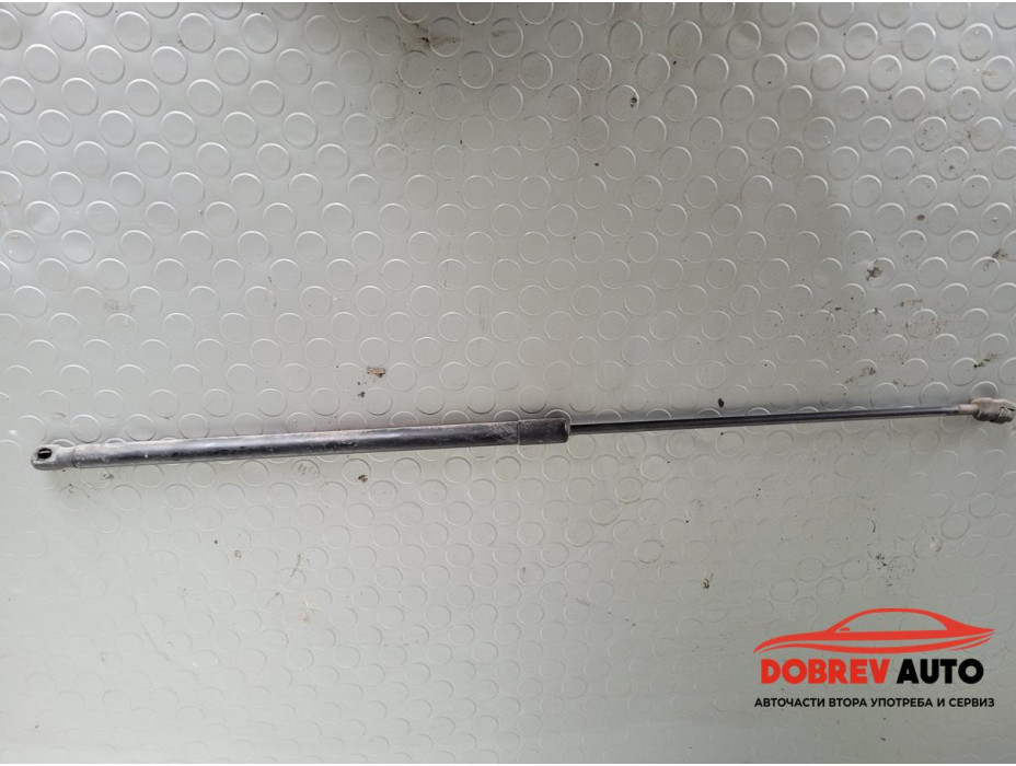 Амортисьори (преден капак) за VW Passat B6 2.0 TDI BKP Sedan Амортисьори (преден капак) за VW Passat B6 2.0 TDI BKP Sedan