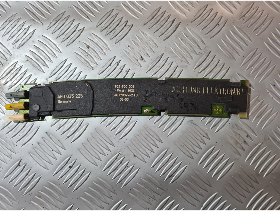 Антена за Audi A8 D3 4.0tdi Антена за Audi A8 D3 4.0tdi