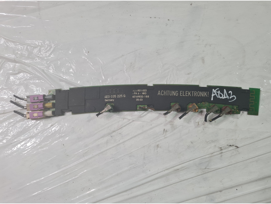 Антена за Ауди А8 Д3 / Audi A8 D3 4.2 i 335к.с.